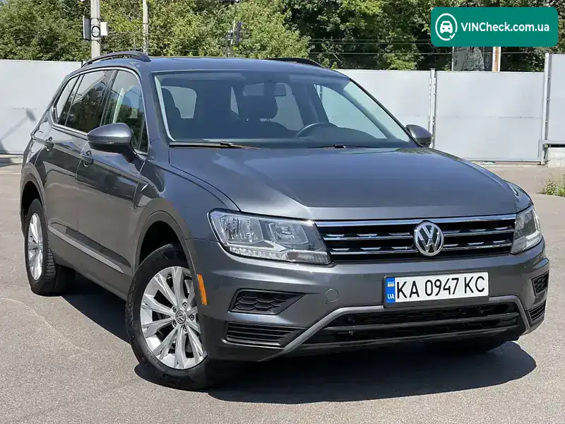 Volkswagen Tiguan 2018, фото з оголошення 2 з 20, VIN 3VV2B7AX7JM113791