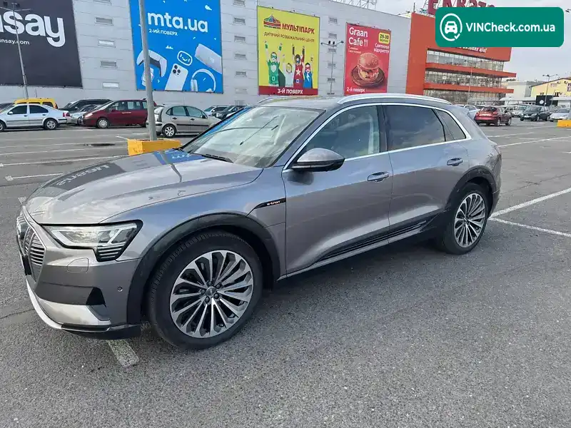 Audi e-tron 2019, фото з оголошення 1 з 21, VIN WAUZZZGE3KB003207