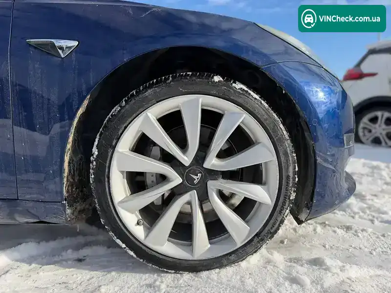 Tesla Model 3 2018, фото з оголошення 2 з 21, VIN 5YJ3E1EA5JF164515