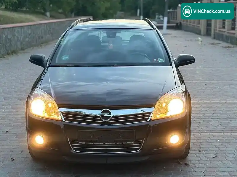 Opel Astra 2008, фото з оголошення 2 з 20, VIN W0L0AHL3582205982