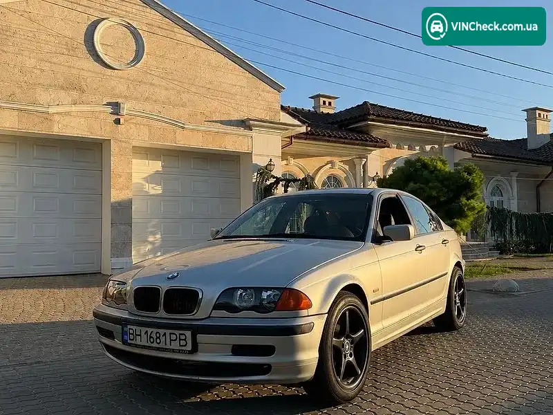 BMW 3 Series 1999, фото з оголошення 1 з 10, VIN WBAAL11070JN32062