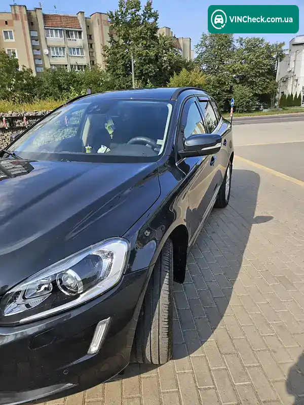 Volvo XC60 2017, фото з оголошення 2 з 11, VIN YV1DZA8C1H2229436