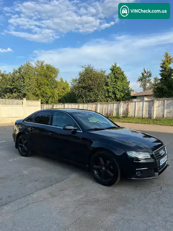 Audi A4 2010, фото з оголошення 1 з 21, VIN WAUZZZ8KXBN015227