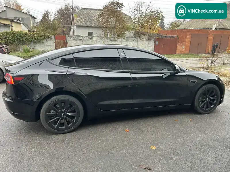 Tesla Model 3 2021, фото з оголошення 2 з 20, VIN 5YJ3E1EB1MF903196