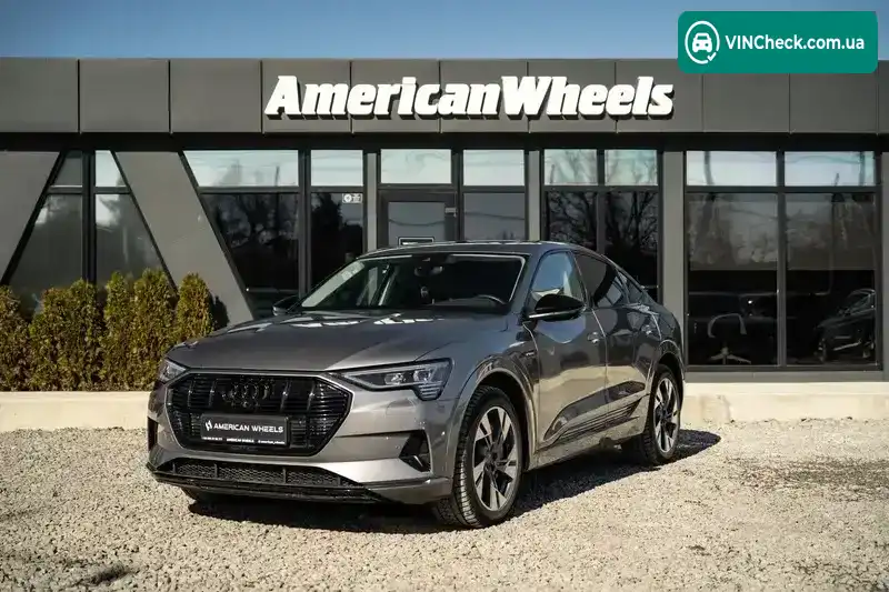 Audi e-tron 2020, фото з оголошення 1 з 21, VIN WA12ABGE6LB031730