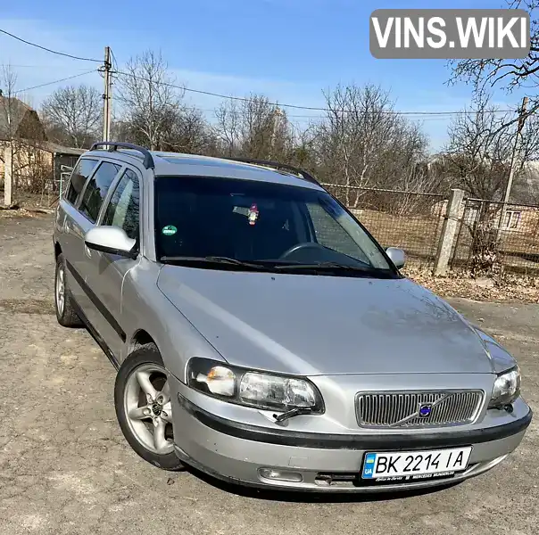 Volvo V70 2001, фото з оголошення 1 з 21, VIN YV1SW61P911122737