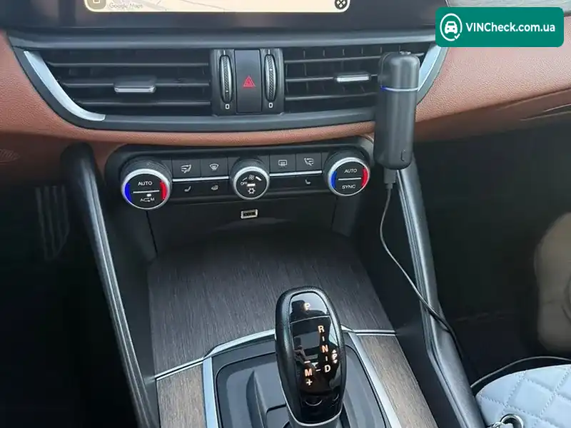 Alfa Romeo Giulia 2017, фото з оголошення 2 з 20, VIN ZARFAEEN4H7557480