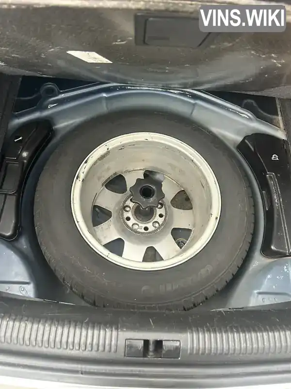Audi A4 2002, фото з оголошення 2 з 21, VIN WAUZZZ8E63A018693