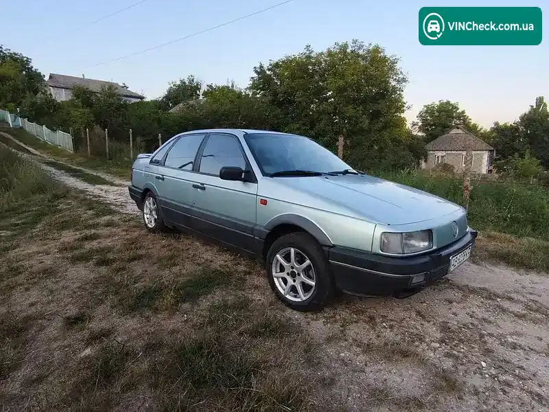 Volkswagen Passat 1990, фото з оголошення 2 з 11, VIN WVWZZZ31ZLE152963