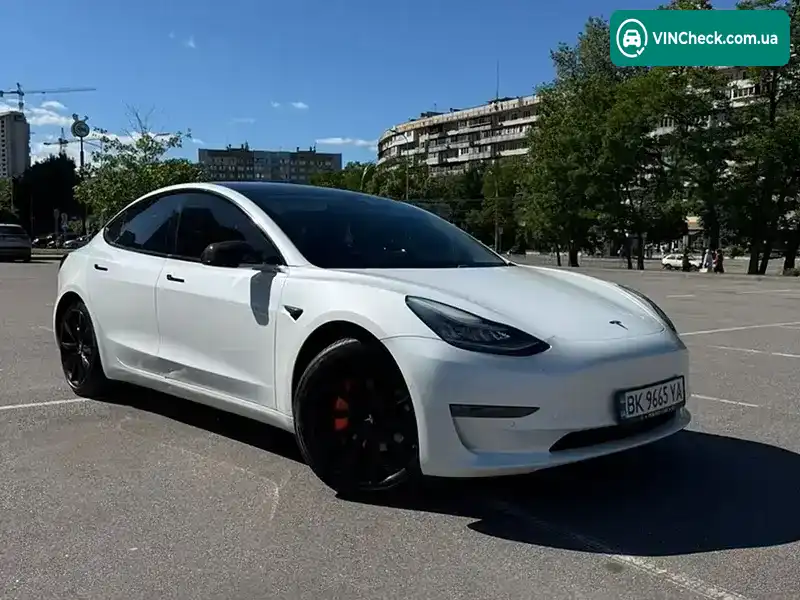 Tesla Model 3 2019, фото з оголошення 2 з 20, VIN 5YJ3E1EB7LF621062