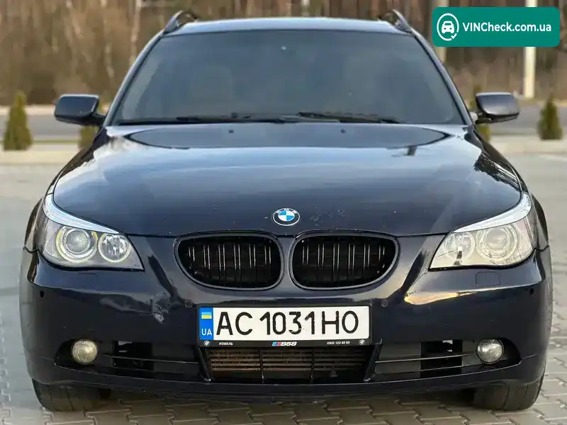 BMW 5 Series 2004, фото з оголошення 2 з 11, VIN WBANJ71080B513878