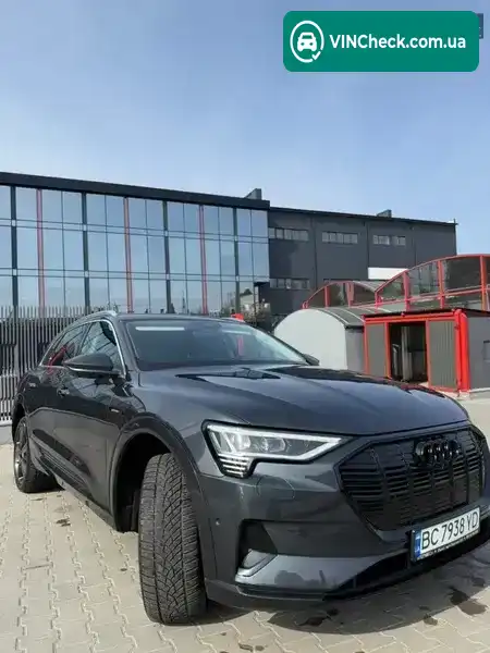 Audi e-tron 2019, фото з оголошення 1 з 21, VIN WA1VAAGE0KB023340