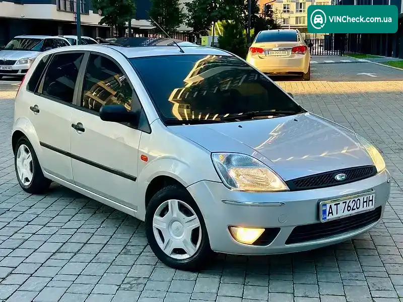 Ford Fiesta 2002, фото з оголошення 2 з 20, VIN WF0HXXGAJH2M29402