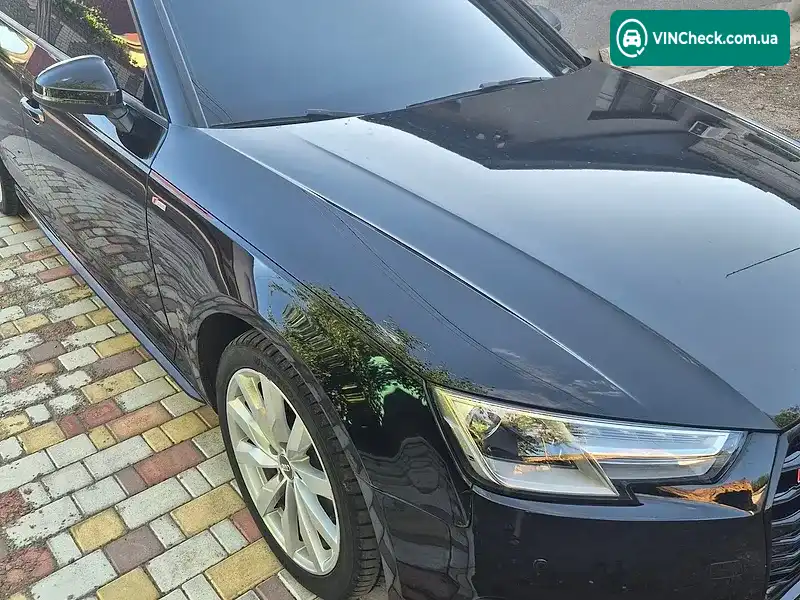 Audi A4 2017, фото з оголошення 1 з 14, VIN WAUKMAF49HN050971