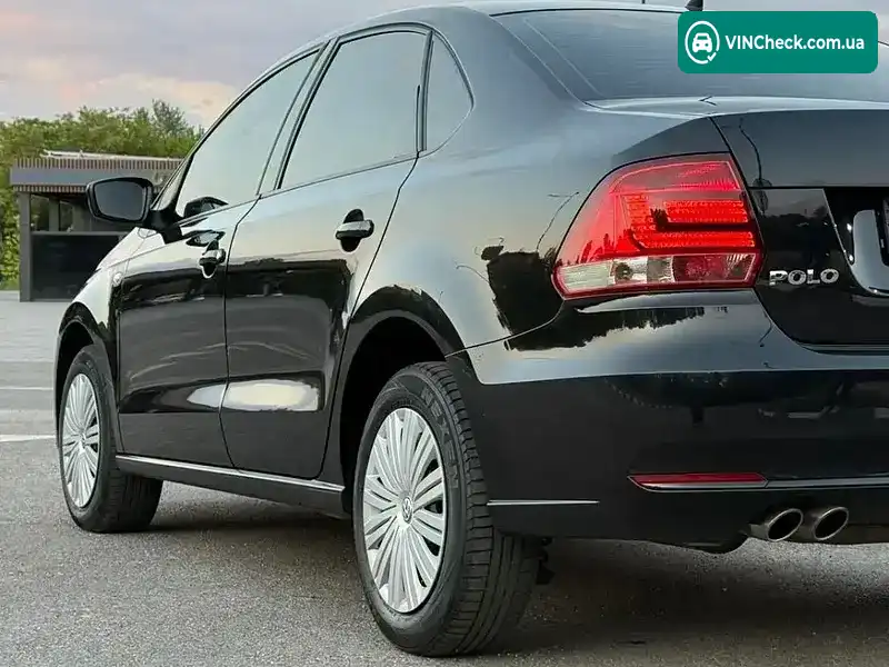 Volkswagen Polo 2017, фото з оголошення 2 з 16, VIN XW8ZZZ61ZJG004678