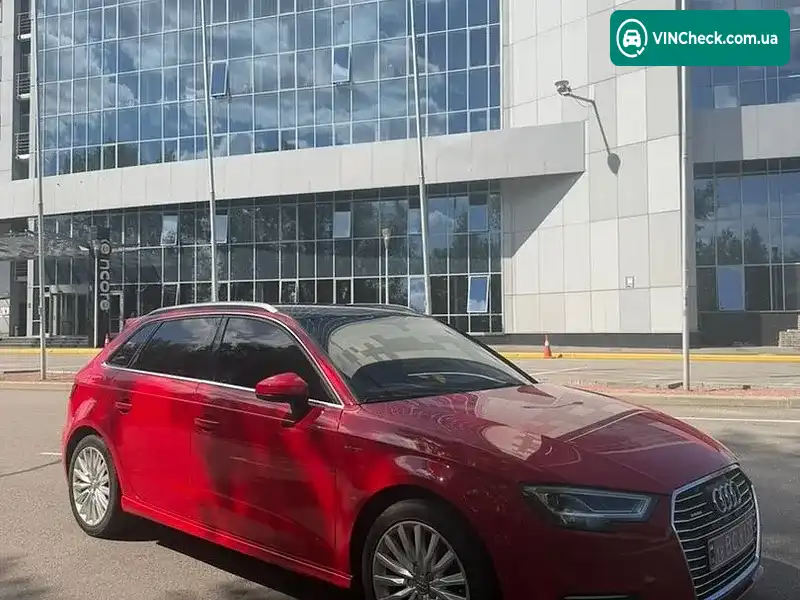 Audi A3 2018, фото з оголошення 2 з 20, VIN WAUSPBFF5JA154904