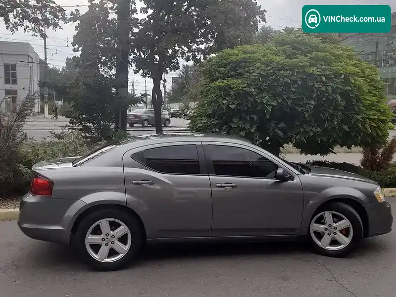 Dodge Avenger 2012, фото з оголошення 2 з 20, VIN 1C3CDZABXDN535971