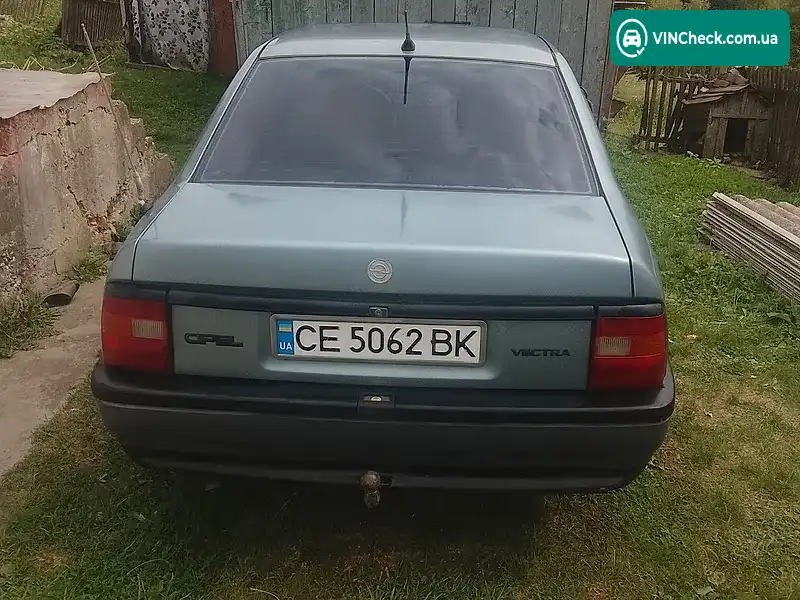 Opel Vectra 1988, фото з оголошення 2 з 17, VIN W0L000087K1031251
