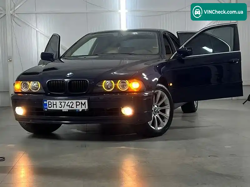 BMW 5 Series 2000, фото з оголошення 1 з 17, VIN WBADL01030GY02912