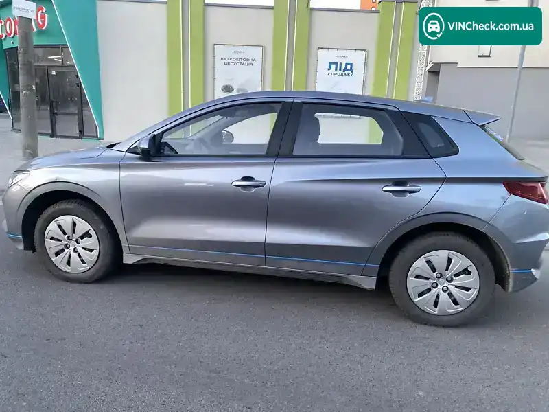 BYD E2 2022, фото з оголошення 1 з 10, VIN LC0CE4DC2N0210655