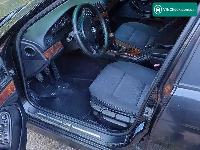 BMW 5 Series 1999, фото з оголошення 1 з 7, VIN WBADM31060GR08415