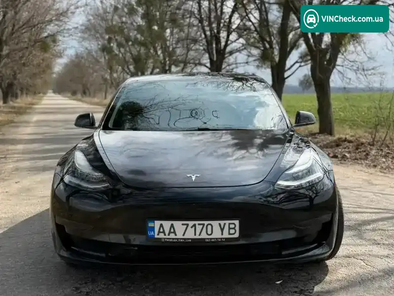 Tesla Model 3 2018, фото з оголошення 2 з 20, VIN 5YJ3E1EBXJF127484
