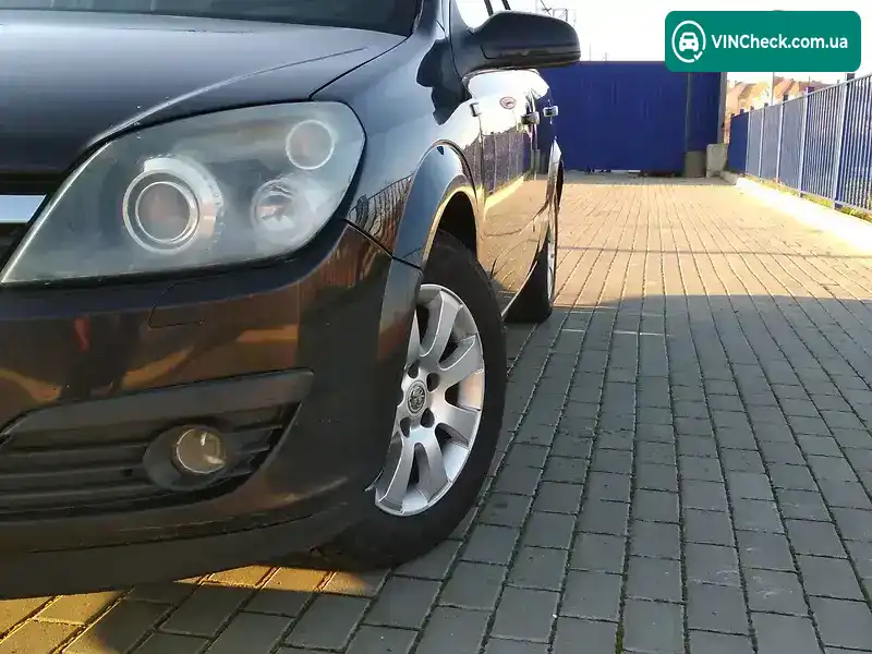 Opel Astra 2006, фото з оголошення 2 з 20, VIN W0L0AHL3572006855
