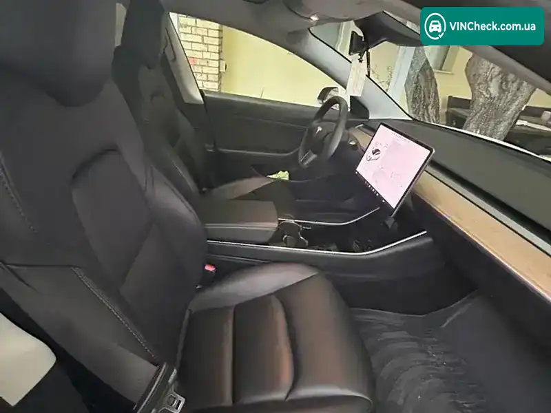 Tesla Model 3 2020, фото з оголошення 1 з 8, VIN 5YJ3E1EA2LF709234