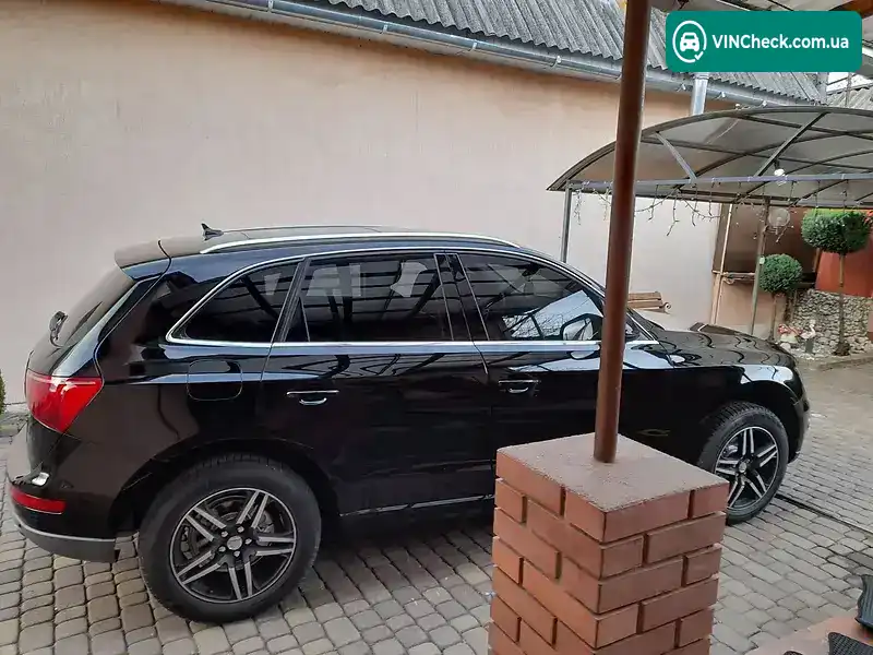 Audi Q5 2010, фото з оголошення 2 з 9, VIN WA1LFAFP2BA008517