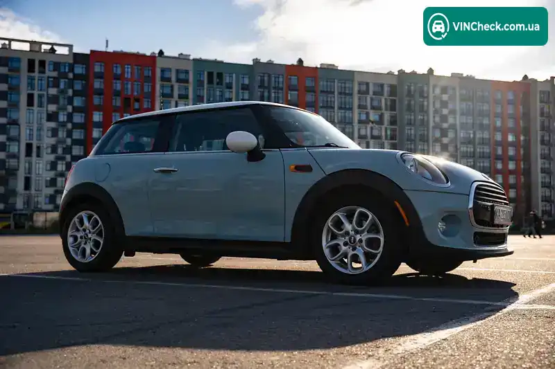 MINI Hatch 2014, фото з оголошення 2 з 21, VIN WMWXM5C50FT938303