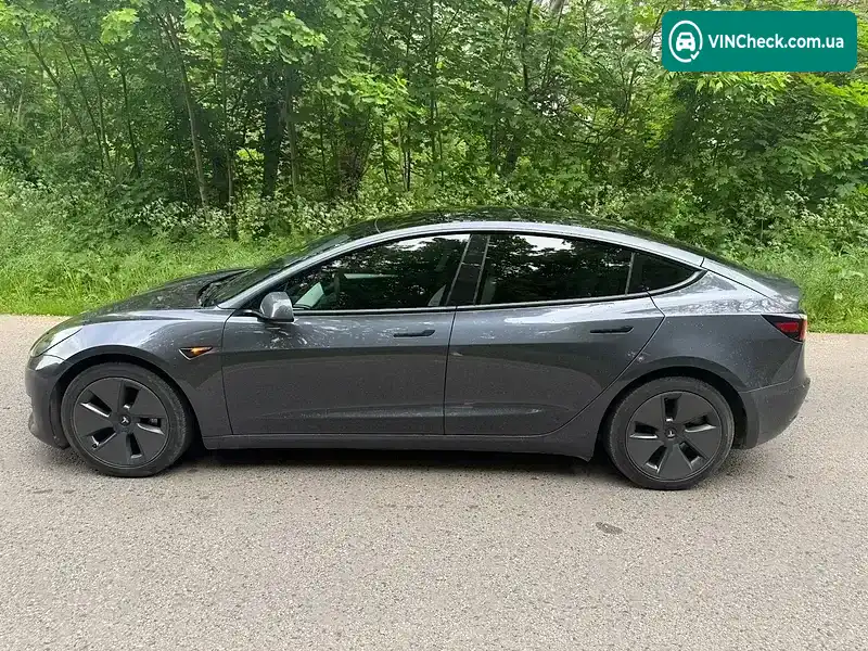 Tesla Model 3 2022, фото з оголошення 2 з 9, VIN 5YJ3E1EB8NF155368