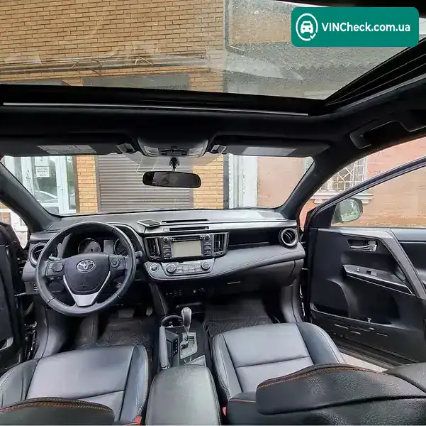 Toyota RAV4 2016, фото з оголошення 2 з 12, VIN 2T3NFREV5GW258338