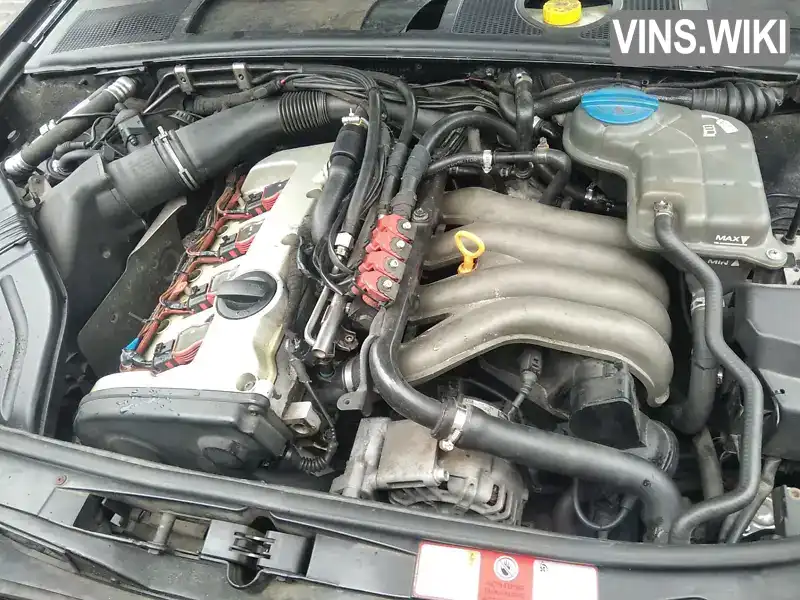 Audi A4 2001, фото з оголошення 2 з 10, VIN WAUZZZ8E32A098730