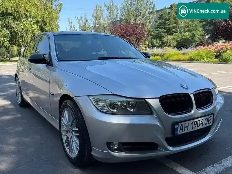 BMW 3 Series 2006, фото з оголошення 2 з 20, VIN WBAVA51050KR97190