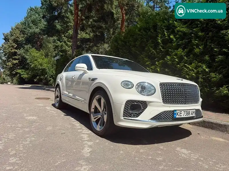 Bentley Bentayga 2021, фото з оголошення 2 з 20, VIN SJAAJ2ZV3MC036119