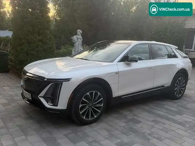Cadillac Lyriq 2023, фото з оголошення 2 з 20, VIN 1GYKPTRL2RZ103376