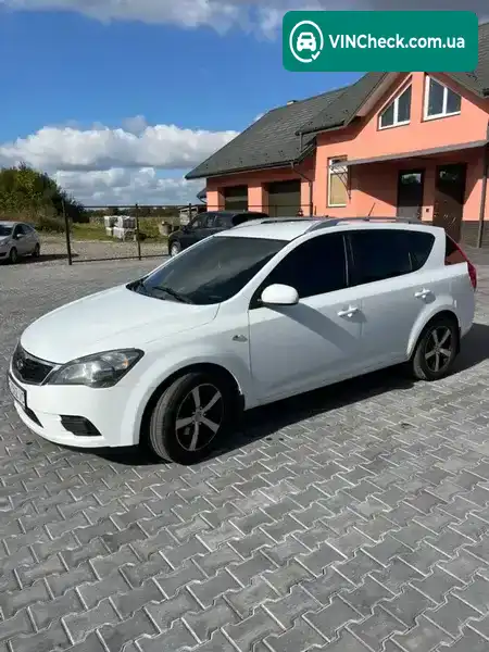 Kia Ceed 2009, фото з оголошення 2 з 3, VIN U5YHB816AAL143494
