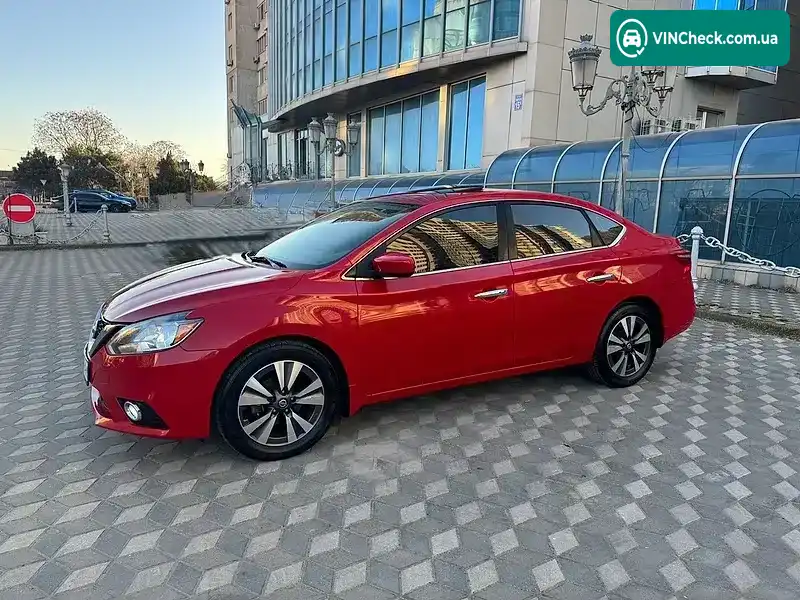 Nissan Sentra 2018, фото з оголошення 2 з 21, VIN 3N1AB7AP7KY225725