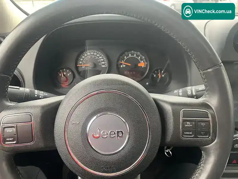 Jeep Patriot 2014, фото з оголошення 1 з 17, VIN 1C4NJRAB5FD213941