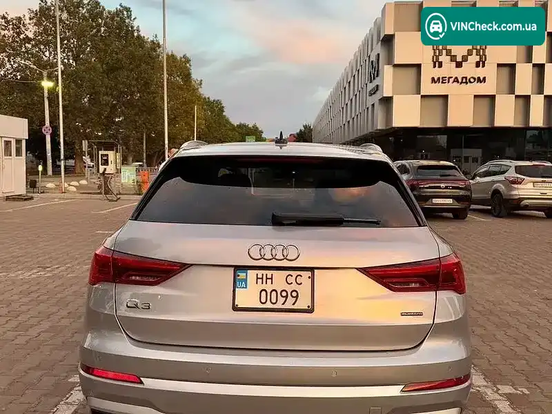 Audi Q3 2019, фото з оголошення 1 з 20, VIN WA1AECF36L1003289
