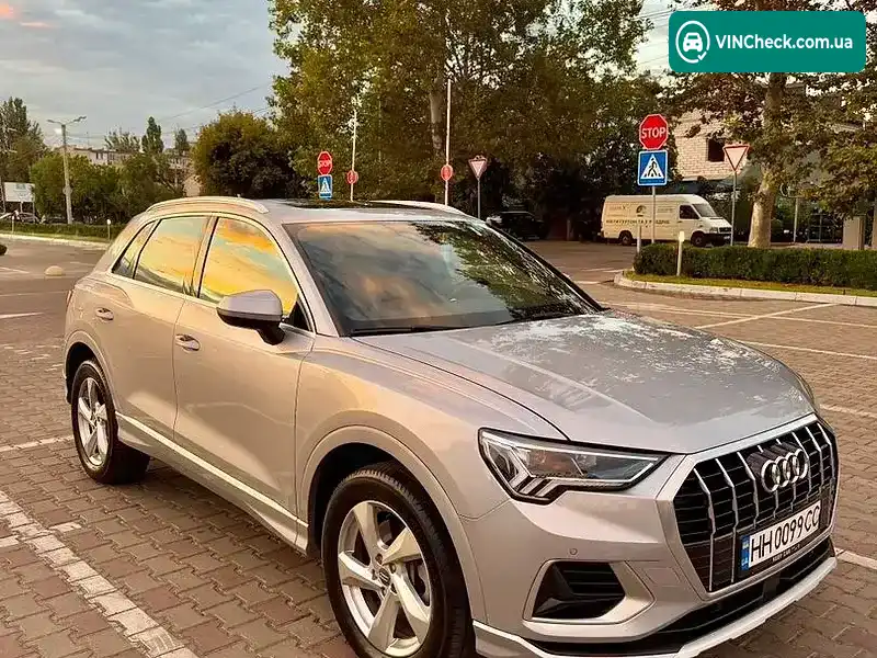 Audi Q3 2019, фото з оголошення 2 з 20, VIN WA1AECF36L1003289