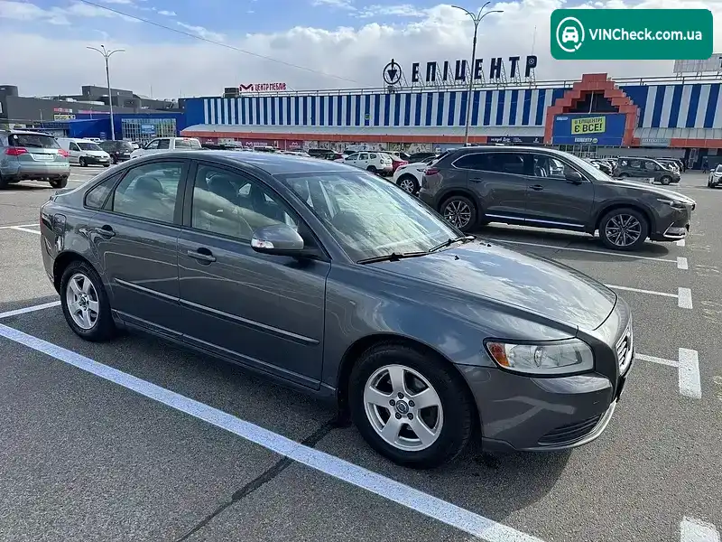 Volvo S40 2010, фото з оголошення 2 з 21, VIN YV1MS76F2A2510532
