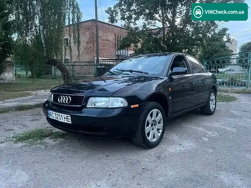 Audi A4 1997, фото з оголошення 1 з 8, VIN WAUZZZ8DZVA125031