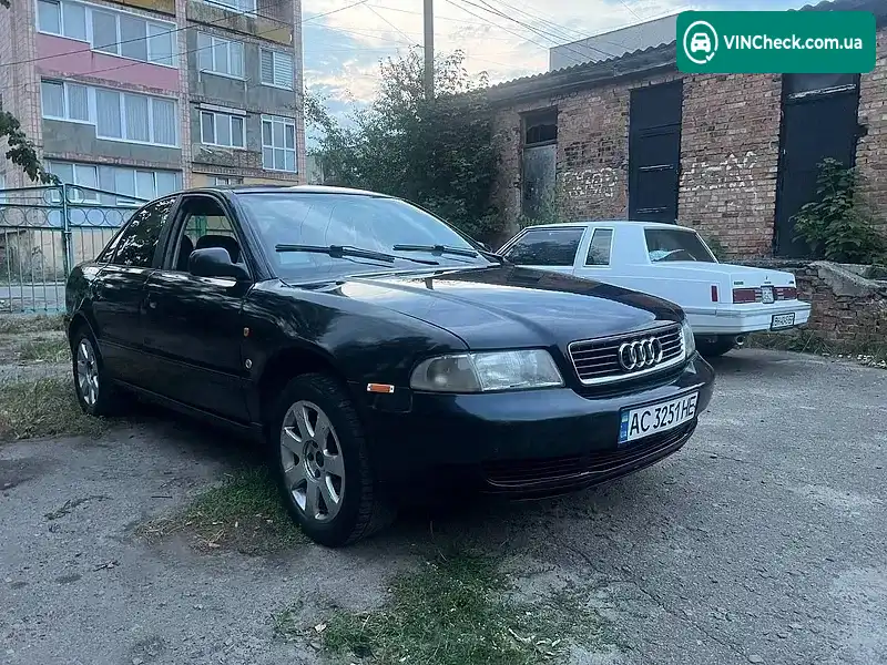 Audi A4 1997, фото з оголошення 2 з 8, VIN WAUZZZ8DZVA125031