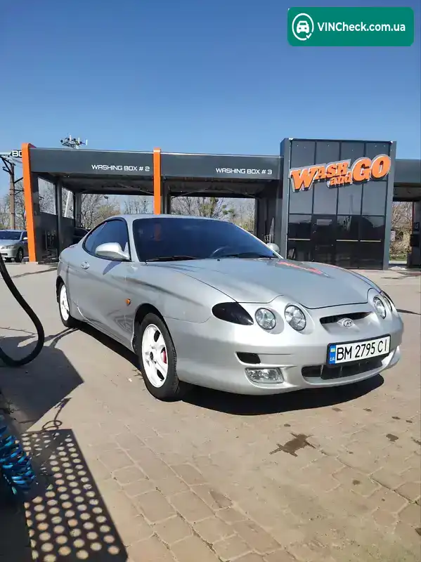 Hyundai Coupe 2000, фото з оголошення 1 з 4, VIN KMHJG31RPYU205933