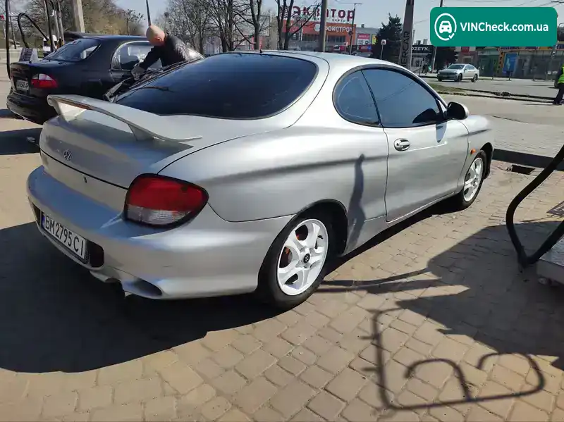 Hyundai Coupe 2000, фото з оголошення 2 з 4, VIN KMHJG31RPYU205933