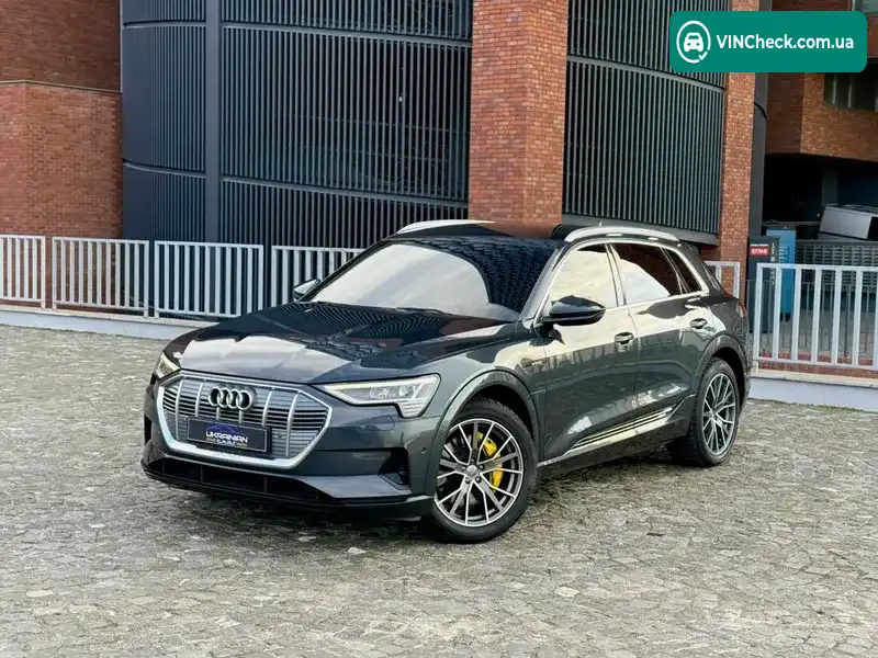 Audi e-tron 2020, фото з оголошення 2 з 20, VIN WAUZZZGE8LB029755