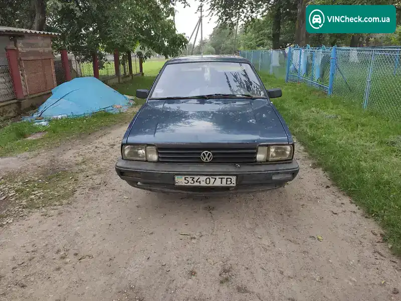 Volkswagen Passat 1988, фото з оголошення 1 з 6, VIN WVWZZZ32ZJE081323