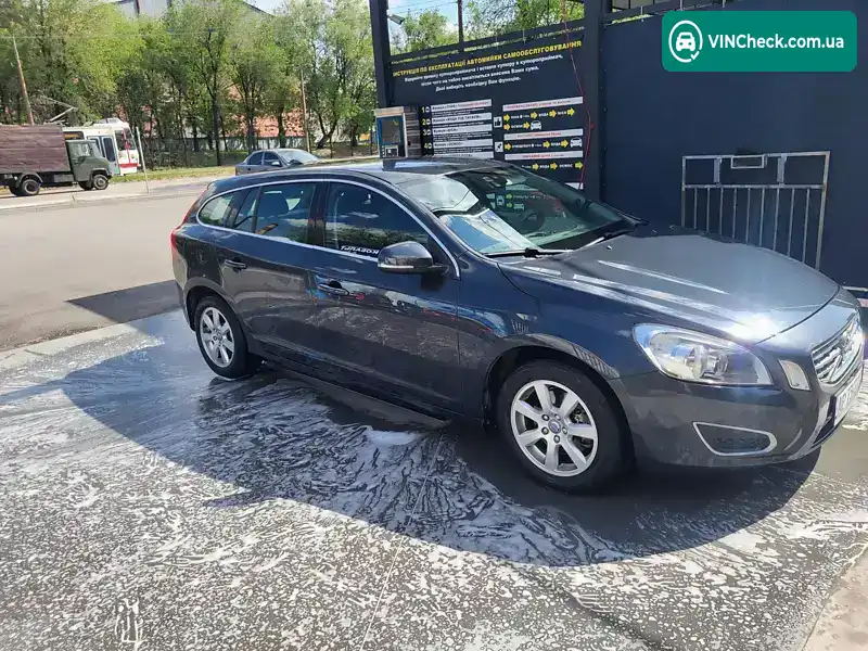 Volvo V60 2012, фото з оголошення 2 з 11, VIN YV1FW84ABC1077611