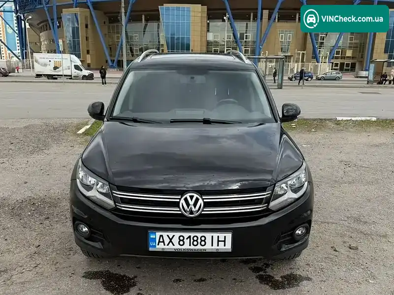 Volkswagen Tiguan 2011, фото з оголошення 2 з 21, VIN WVGBV7AX0CW552254